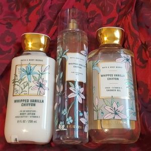 Wiped vanilla chiffon set